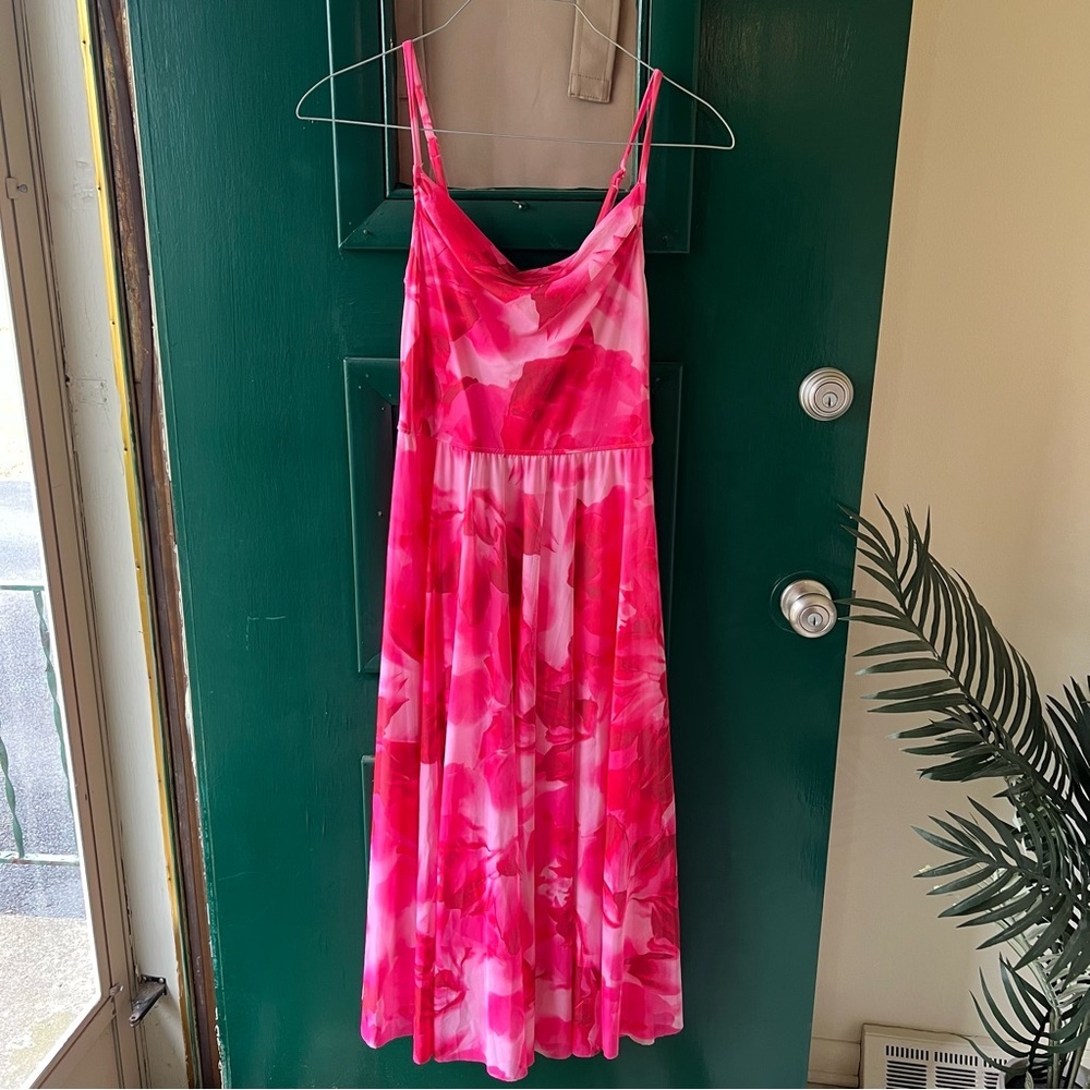 BTFBM Pink and White Flowy stretchy dress